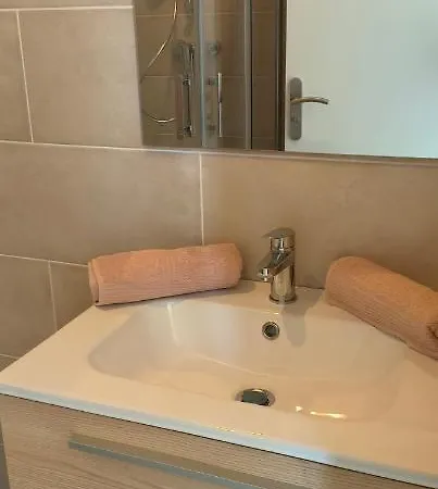 Apartament Plein Sud - Moderne Avec Mezzanine- Hyper Centre - Proche Port Antibes