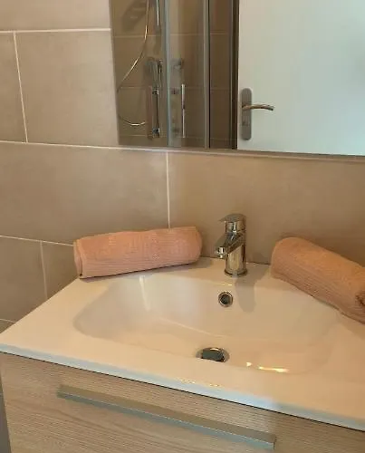 Διαμέρισμα Plein Sud - Moderne Avec Mezzanine- Hyper Centre - Proche Port Αντίμπ