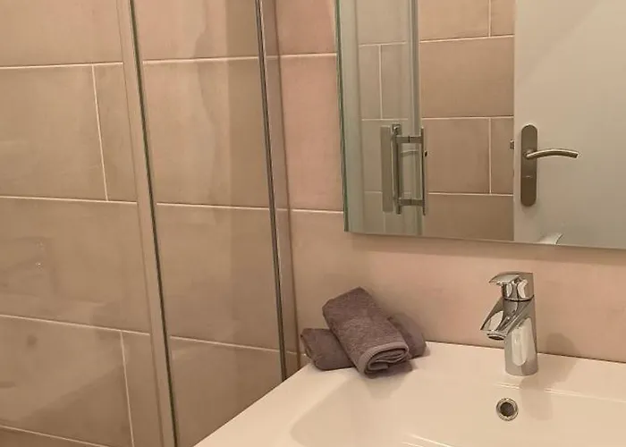 Plein Sud - Moderne Avec Mezzanine- Hyper Centre - Proche Port * 앙티브